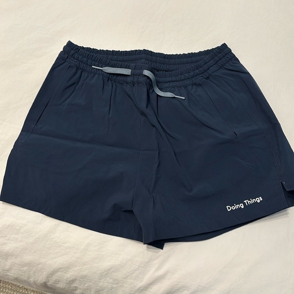 Outdoor Voices Pants - Outdoor Voices the doing things short. Navy. Size M